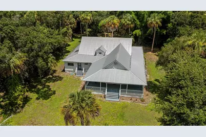 160 Curry St, Labelle, FL 33935 - Photo 1