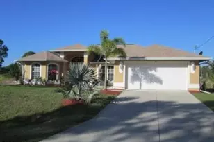 910 Citrus Ave S, Lehigh Acres, FL 33974 - Photo 1