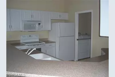 910 Citrus Ave S, Lehigh Acres, FL 33974 - Photo 13