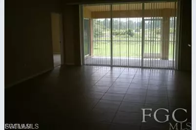 910 Citrus Ave S, Lehigh Acres, FL 33974 - Photo 5