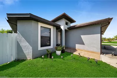 302 / 304 Hancock Bridge Pkwy #302 & 304, Cape Coral, FL 33990 - Photo 3