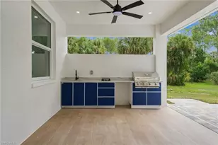 1440 15th St SW, Naples, FL 34117 - Photo 27