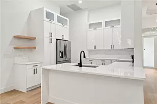 1440 15th St SW, Naples, FL 34117 - Photo 9