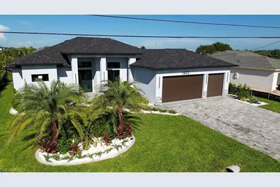 1902 NE 13th Pl, Cape Coral, FL 33909 - Photo 3