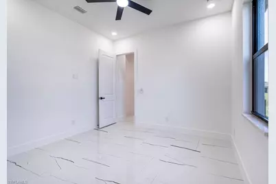 1902 NE 13th Pl, Cape Coral, FL 33909 - Photo 35