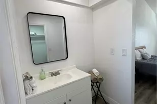2811 SE 15th Pl, Cape Coral, FL 33904 - Photo 11