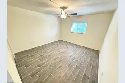 3705 Country Club Blvd #_Unit 4, Cape Coral, FL 33904 - Photo 5