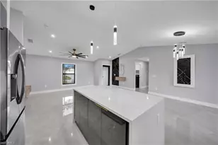 2124 NE 16th Pl, Cape Coral, FL 33909 - Photo 9