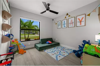 322 NW 5th St, Cape Coral, FL 33993 - Photo 31