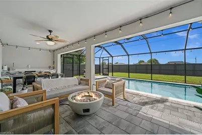 322 NW 5th St, Cape Coral, FL 33993 - Photo 3