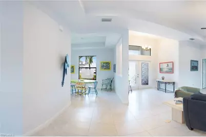 2712 SW 4th Pl, Cape Coral, FL 33914 - Photo 7