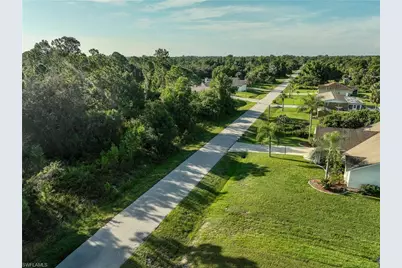 708 Hamilton Ave, Lehigh Acres, FL 33972 - Photo 11