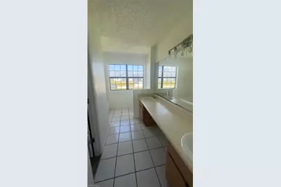 824 Frederick Reid St E, Lehigh Acres, FL 33974 - Photo 5