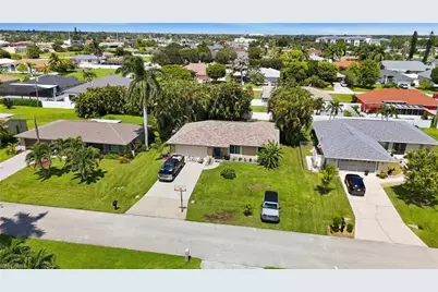 1705 SE 21st Ter, Cape Coral, FL 33990 - Photo 47