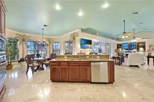 907 SW 51st Terrace, Cape Coral, FL 33914 - Photo 17
