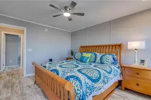 3076 Bowsprit Ln, Saint James City, FL 33956 - Photo 17