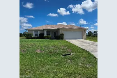 839 Lamar St E, Lehigh Acres, FL 33974 - Photo 1
