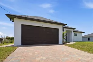 724 Calumet St E, Lehigh Acres, FL 33974 - Photo 3