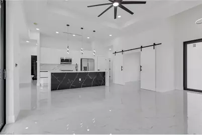 2800 NE 4th Pl, Cape Coral, FL 33909 - Photo 5