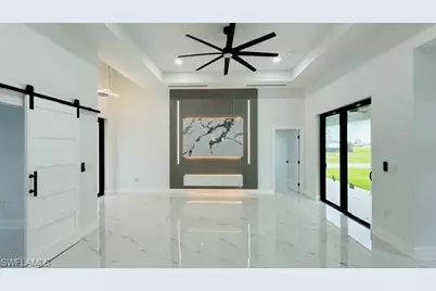 2800 NE 4th Pl, Cape Coral, FL 33909 - Photo 3