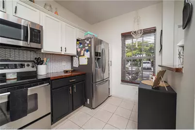 10061 Lone Cypress St, Fort Myers, FL 33966 - Photo 3