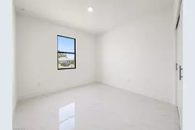 117 NW 13th St, Cape Coral, FL 33993 - Photo 11