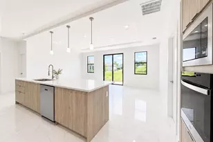 117 NW 13th St, Cape Coral, FL 33993 - Photo 5