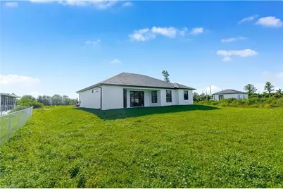 376 Cratsley Ave S, Lehigh Acres, FL 33974 - Photo 35