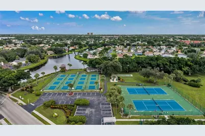 15050 Bridgeway Ln #708, Fort Myers, FL 33919 - Photo 9