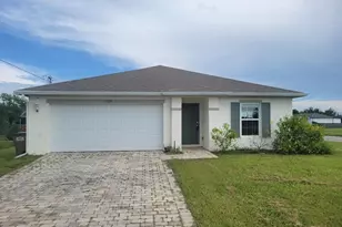 1125 NE 36th St, Cape Coral, FL 33909 - Photo 1