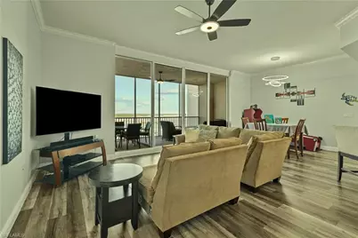 2104 W First St #2702, Fort Myers, FL 33901 - Photo 7