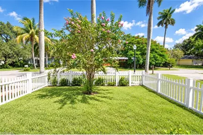 1530 Poinciana Ave, Fort Myers, FL 33901 - Photo 3