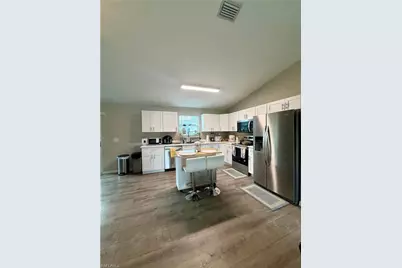 354 Mangonia Ave, Lehigh Acres, FL 33974 - Photo 5