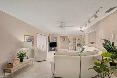 1705 Beach Pkwy #206, Cape Coral, FL 33904 - Photo 5
