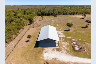 22301 N River Rd, Alva, FL 33920 - Photo 25