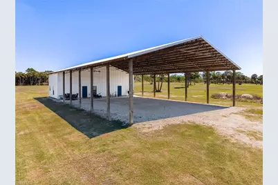 22301 N River Rd, Alva, FL 33920 - Photo 29