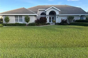 8161 Glenfinnan Cir, Fort Myers, FL 33912 - Photo 1