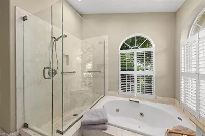 8161 Glenfinnan Cir, Fort Myers, FL 33912 - Photo 11