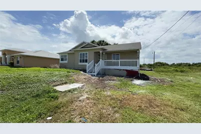 824 Frederick Reid St E, Lehigh Acres, FL 33974 - Photo 3