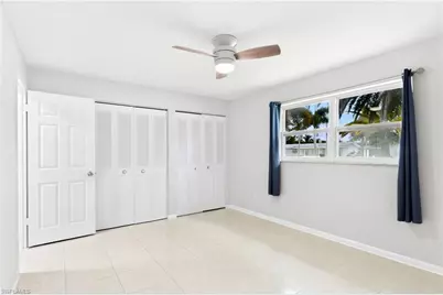 402 NE 14th Pl, Cape Coral, FL 33909 - Photo 19
