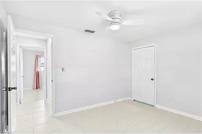 402 NE 14th Pl, Cape Coral, FL 33909 - Photo 27