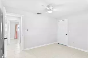 402 NE 14th Pl, Cape Coral, FL 33909 - Photo 27