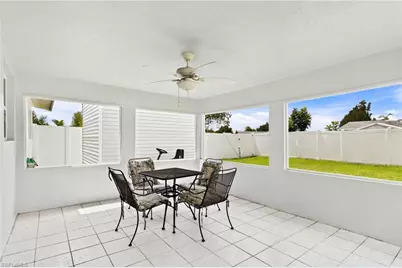 402 NE 14th Pl, Cape Coral, FL 33909 - Photo 29