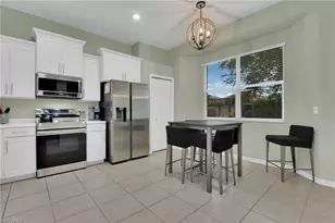 12419 Jewel Stone Ln, Fort Myers, FL 33913 - Photo 5