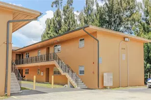 2055 Braman Ave, Fort Myers, FL 33901 - Photo 1