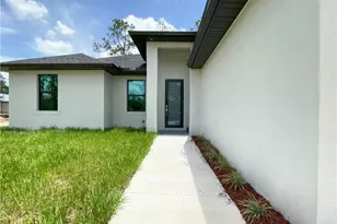 3121 32nd St SW, Lehigh Acres, FL 33976 - Photo 3