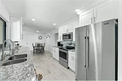 1928 SE 15th Ter, Cape Coral, FL 33990 - Photo 15