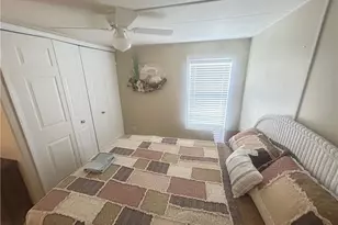 611 Sunset Ln, North Fort Myers, FL 33903 - Photo 11