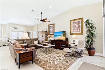 40 Timberland Cir N, Fort Myers, FL 33919 - Photo 11