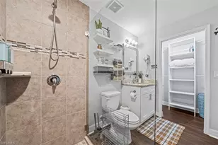 522 NE Van Loon Ln, Cape Coral, FL 33909 - Photo 5